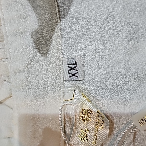 Vintage lace ruffle high collar blouse size XXL. - Picture 13 of 15